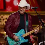 Brad Paisley A Grand Ole Opry Christmas Maroon Jacket